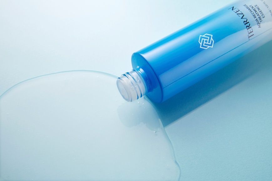 Інтенсивно зволожувальна есенція з гіалуроновою кислотою | Terrazen Aqua Recharge Treatment Essence, 150ml 1467 фото
